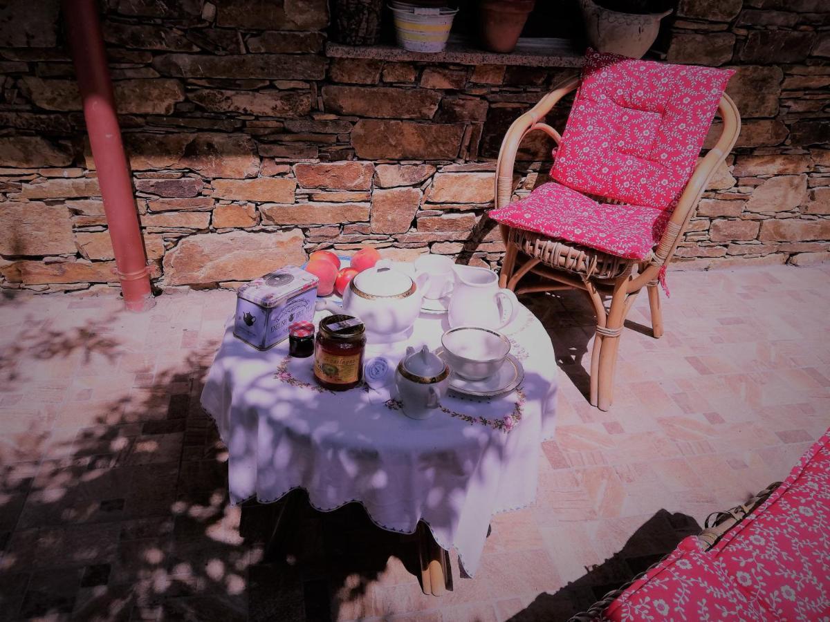 Agrifoglio B&B Con Giardino Aritzo Dış mekan fotoğraf